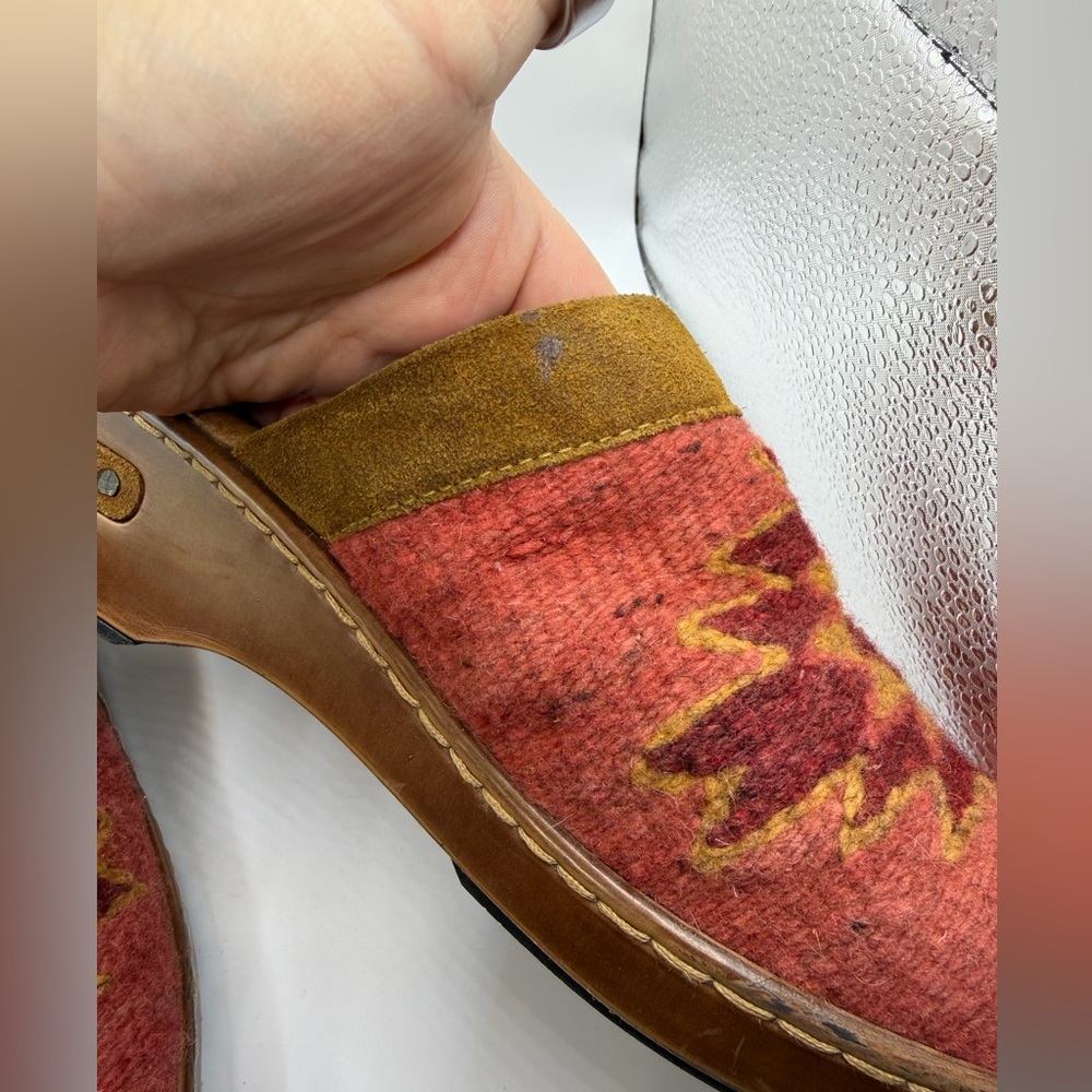 Born Bandy Blanket Clogs - Rust - Picture 8 of 10